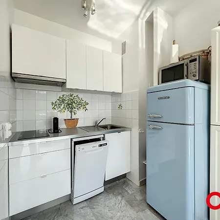 Apartment Studio Menton, 1 Piece, 4 Personnes - Fr-1-647-12