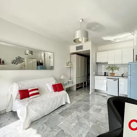Apartment Studio Menton, 1 Piece, 4 Personnes - Fr-1-647-12 Menton